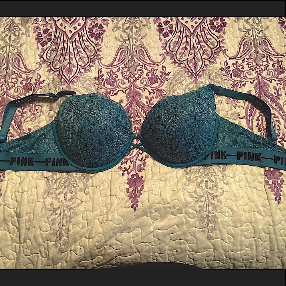 Victoria’s Secret Pink straps Bra 36DD